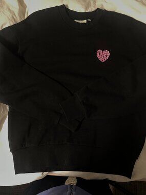 carhartt black sweatshirt new w/o tag